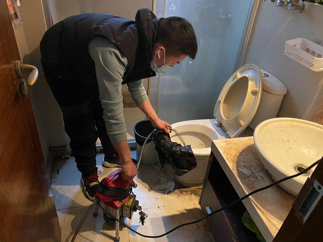 天全马桶疏通-疏通下水道